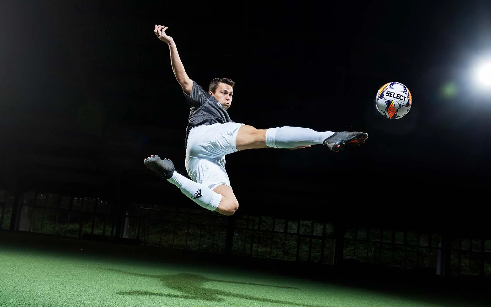 场秩序的责 场秩序的责